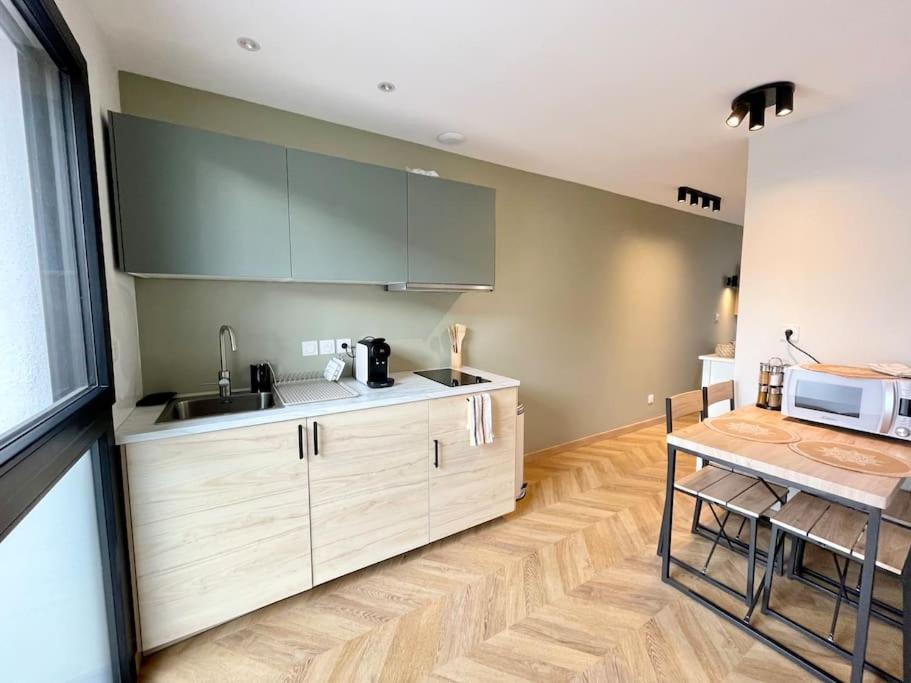 Le Flachet - Climatisation - Wifi Apartment Villeurbanne Exterior foto